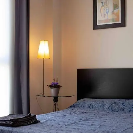 A Studio-apartment In A Newly Built House.wifi Apartment *