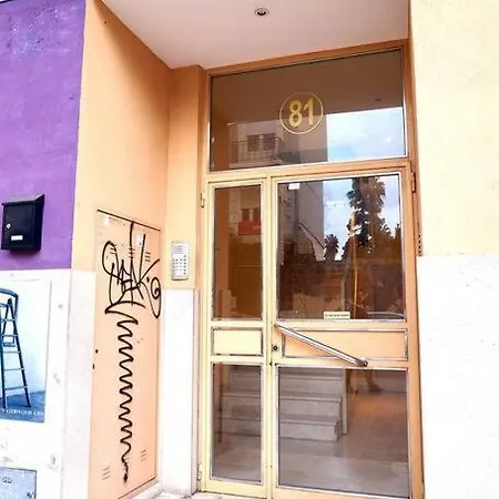 A Studio-apartment In A Newly Built House.wifi * Valencia